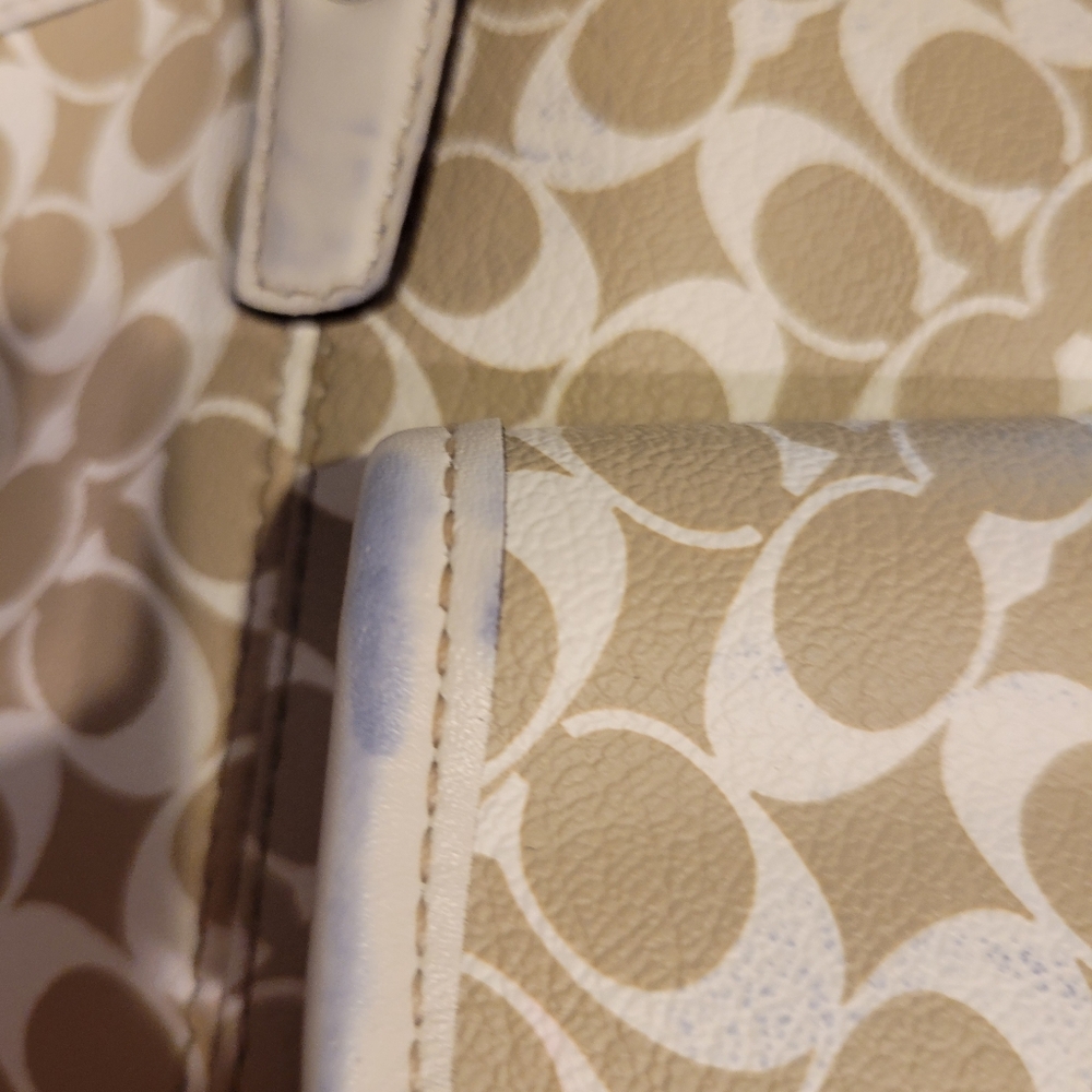 Coach purse - Picture 6 of 6